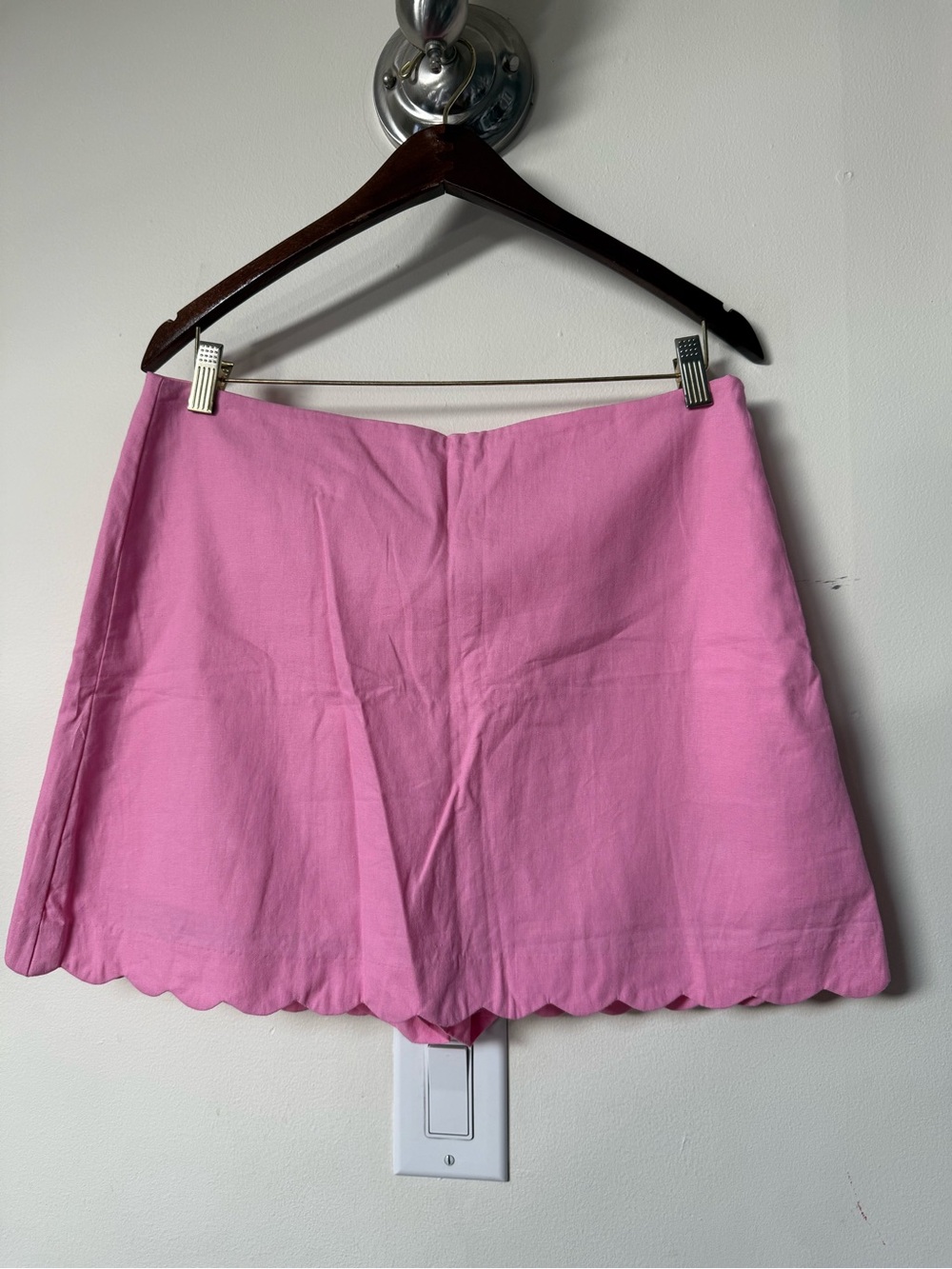 GAP Pink Scalloped Hem Women’s Skort